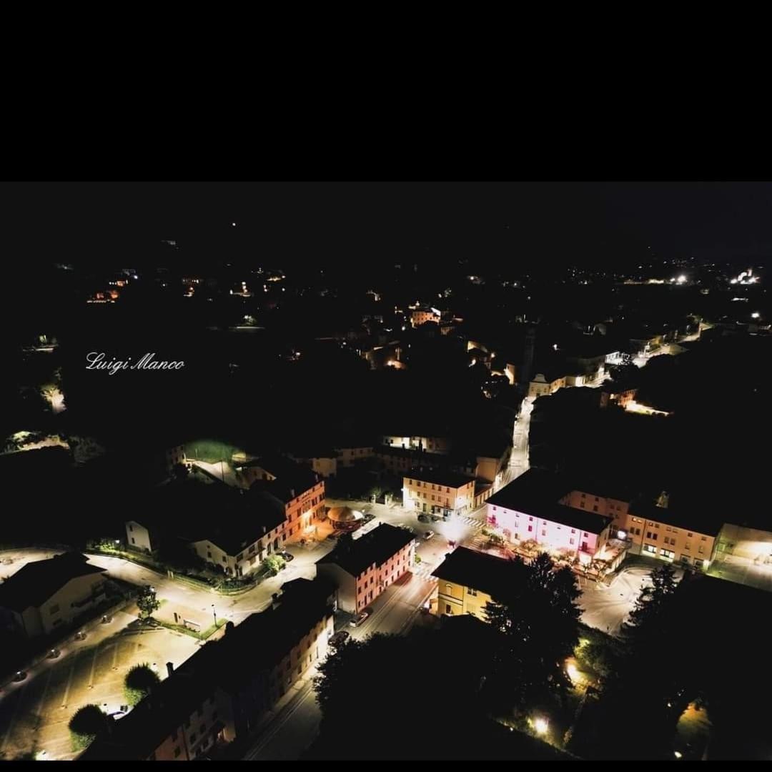 Locanda Alla Posta Cavaso Del Tomba Bagian luar foto