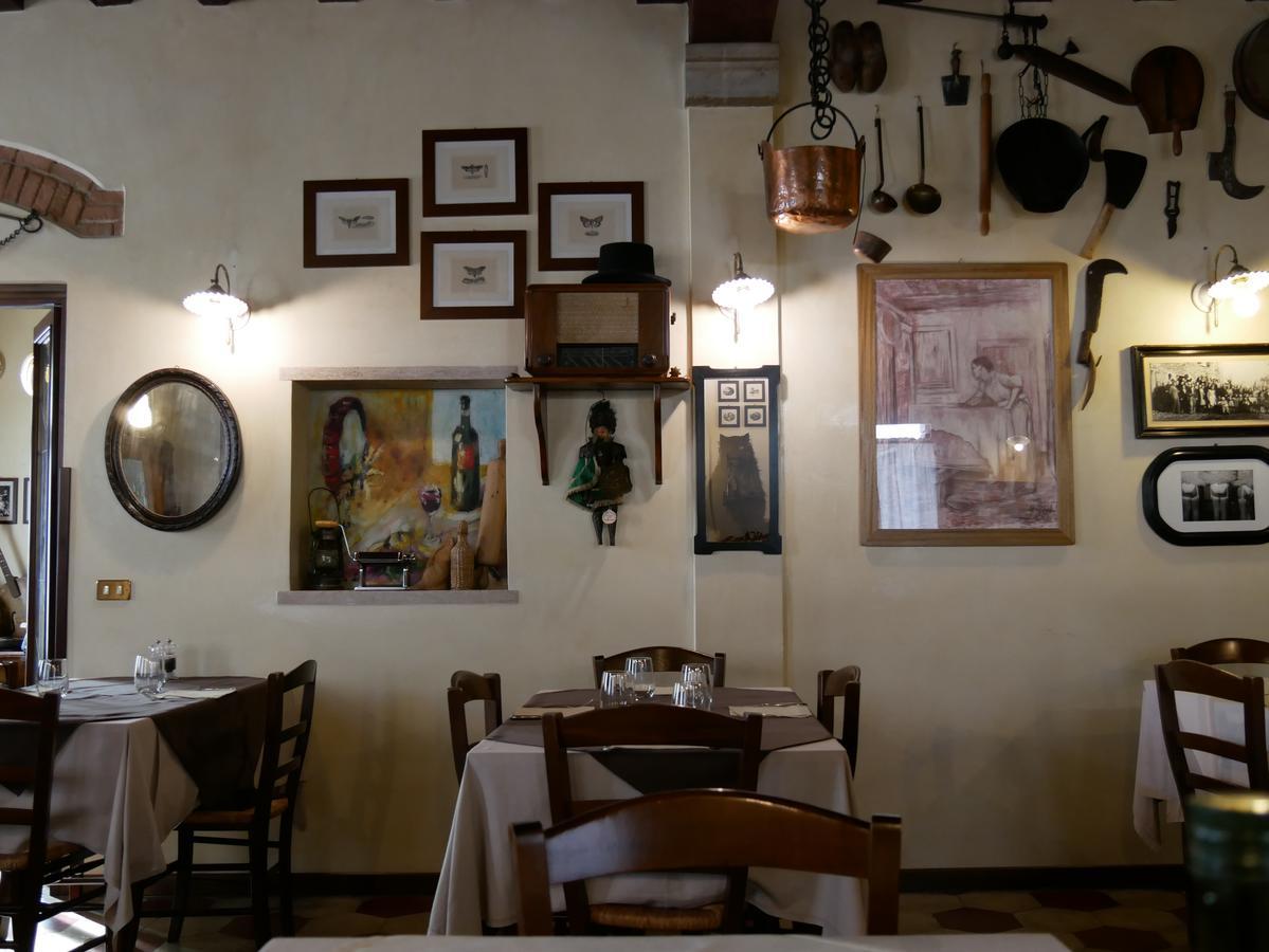 Locanda Alla Posta Cavaso Del Tomba Bagian luar foto